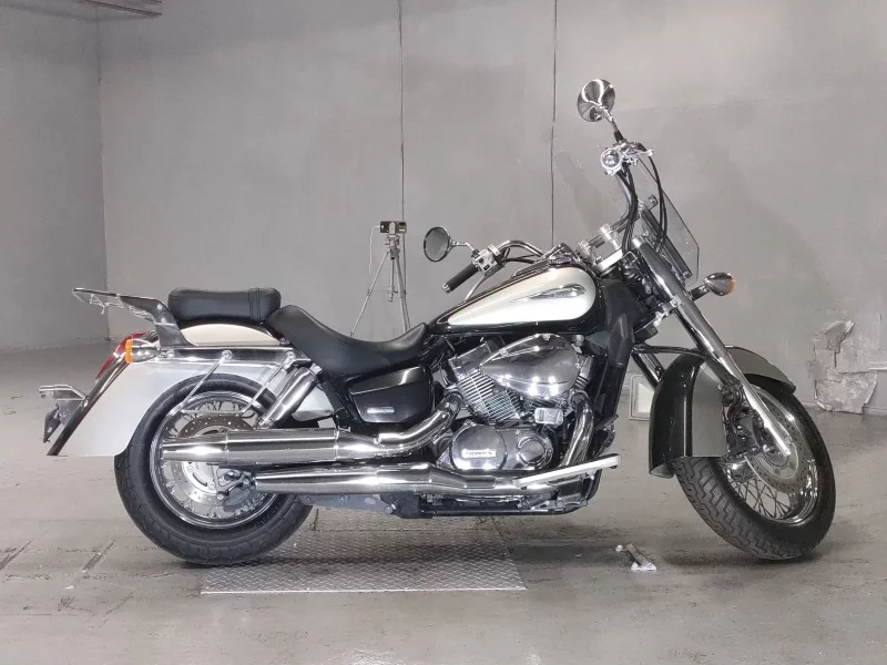 Honda SHADOW750