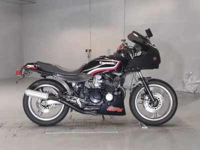 Kawasaki GPZ400F