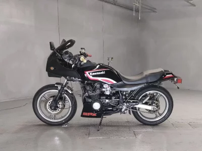 Kawasaki GPZ400F