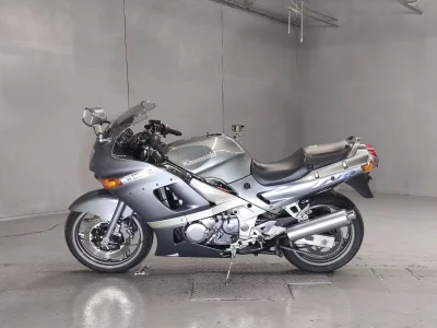 Kawasaki ZZR400