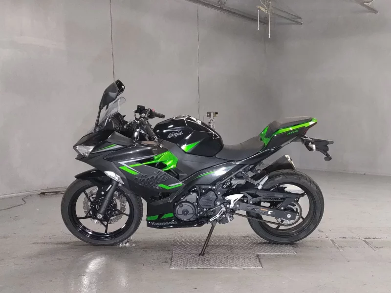 Kawasaki NINJA400