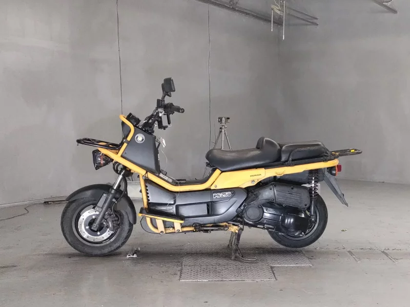 Honda PS250