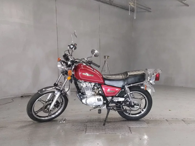 Suzuki GN125H