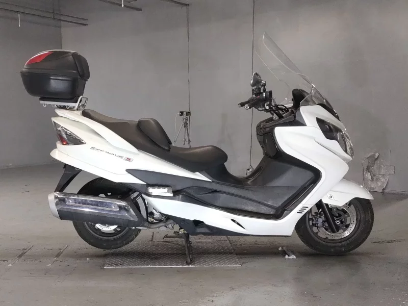 Suzuki SKYWAVE 250S