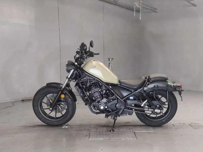 Honda REBEL
