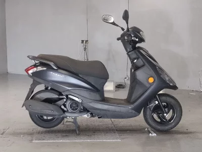 Yamaha AXIS Z