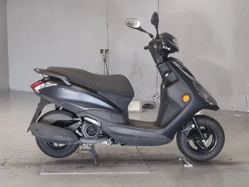 Yamaha AXIS Z