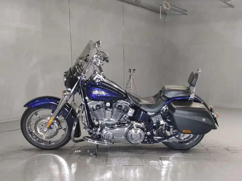 Harley-Davidson HARLEY FLSTSE1800CVO