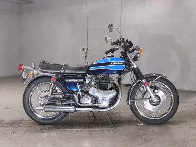 Kawasaki W3