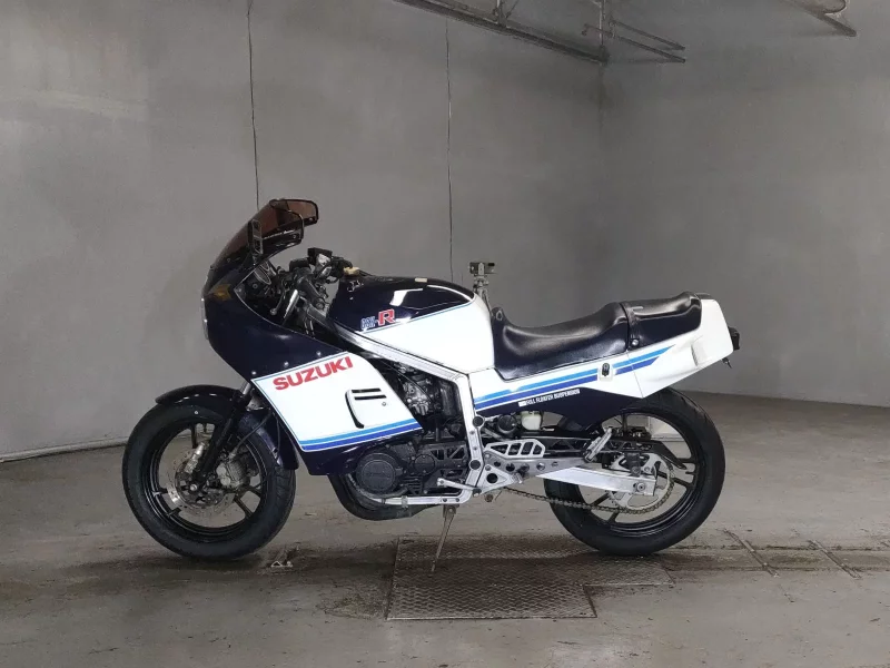 Suzuki GSX-R400