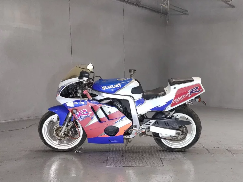 Suzuki GSX-R400R