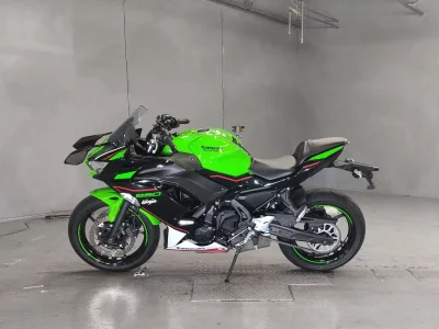 Kawasaki NINJA650 лот № 5720 оценка 5  с аукциона в Японии 2