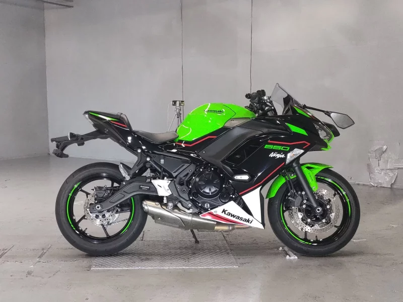 Kawasaki NINJA650 лот № 5720 оценка 5  с аукциона в Японии