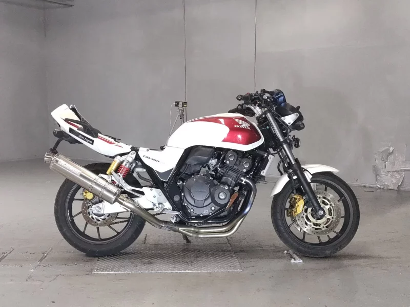 Honda CB400SFV-4
