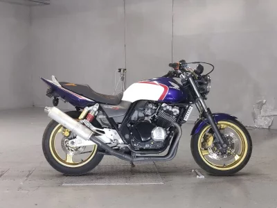 Honda CB400SFV-3