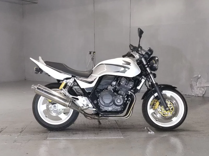 Honda CB400SFV-4