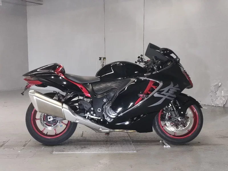 Suzuki GSX1300R HAYABUSA