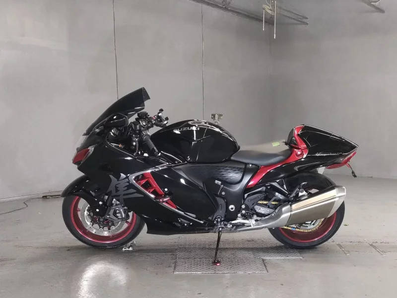 Suzuki GSX1300R HAYABUSA