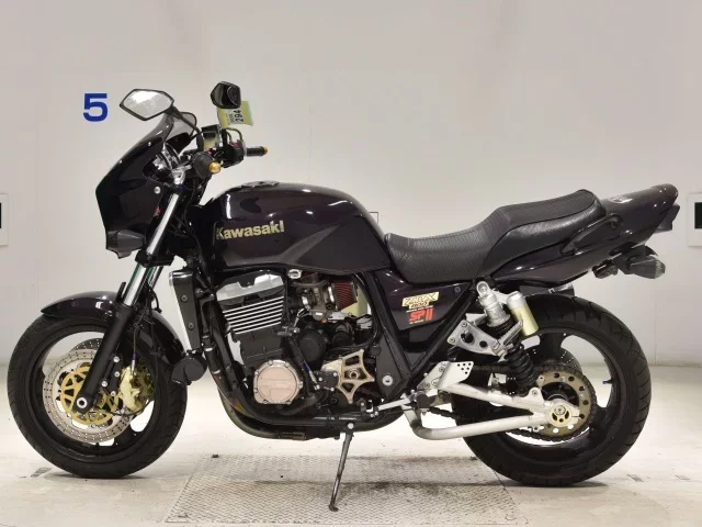 Kawasaki ZRX1100