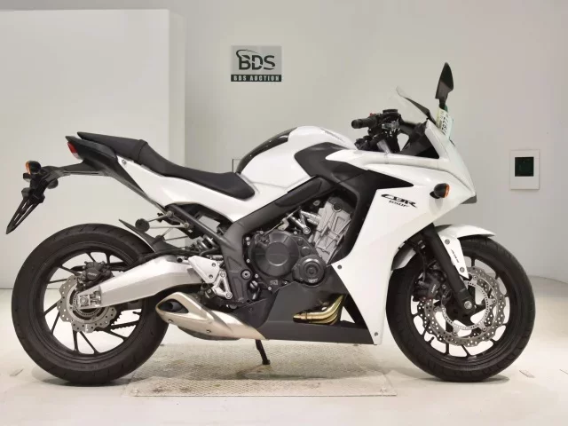 Honda CBR650F лот № 7977 оценка 5  с аукциона в Японии