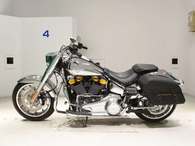 Harley-Davidson HARLEY FLSTFI1920