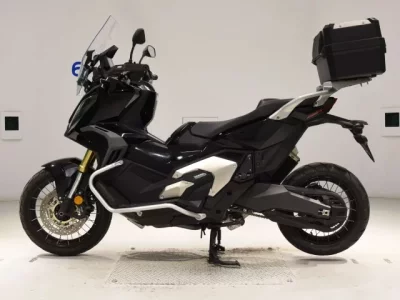 Honda X-ADV750-2 лот № 0270 оценка 5  с аукциона в Японии 2