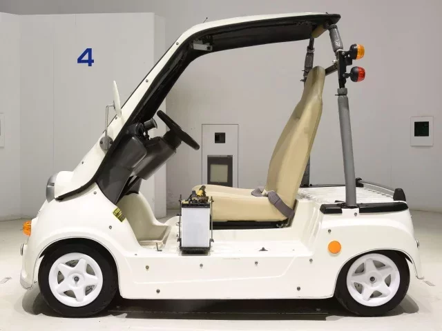 Mitsuoka MITSUOKAMC-1T