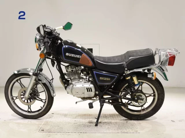 Suzuki GN125H