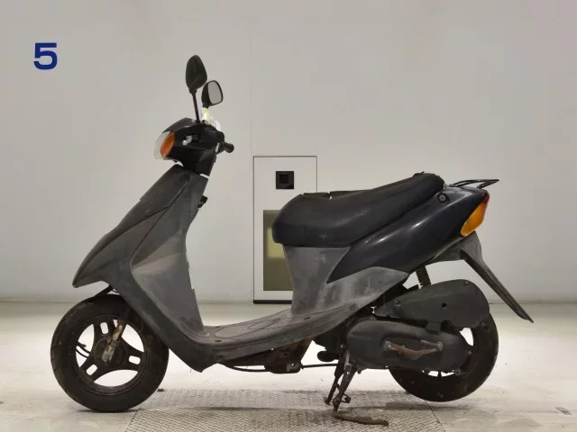 Suzuki LET S2
