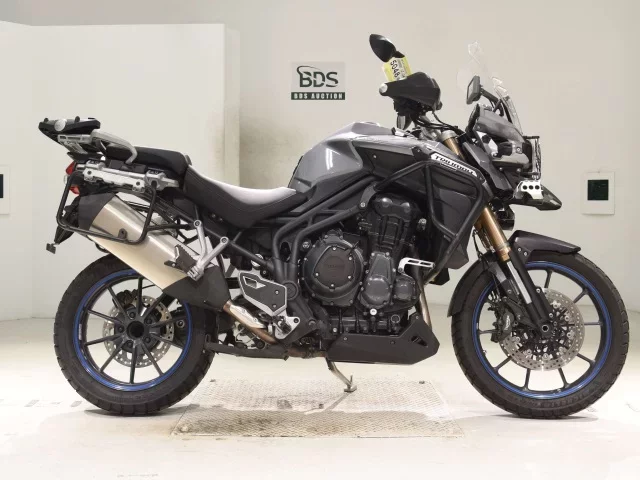 Triumph  TIGER EXPLORER лот № 5048 оценка 4  с аукциона в Японии