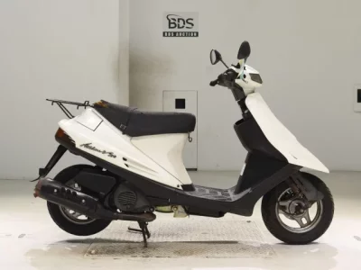 Suzuki ADDRESS V100