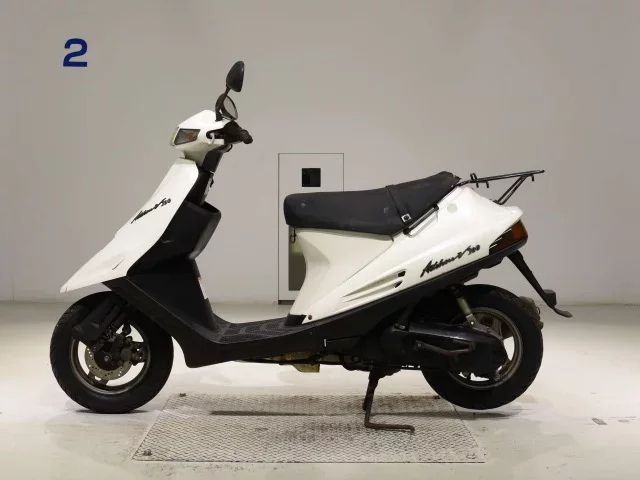 Suzuki ADDRESS V100