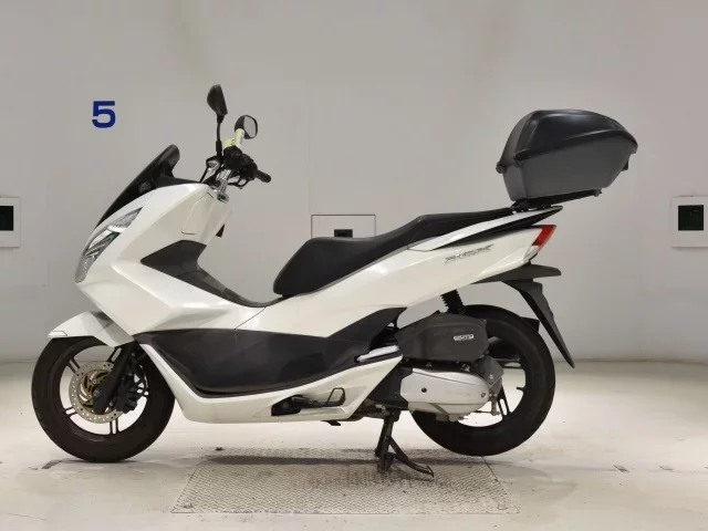 Honda PCX125-2