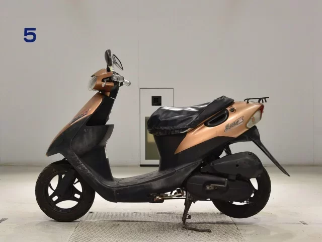 Suzuki LET S2