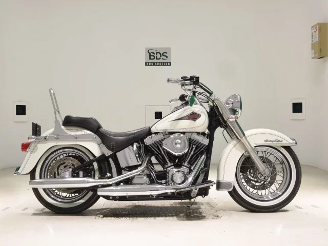 Harley-Davidson HARLEY FLSTC1450