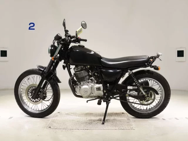 Suzuki GLASS TRACKER BIG BOY