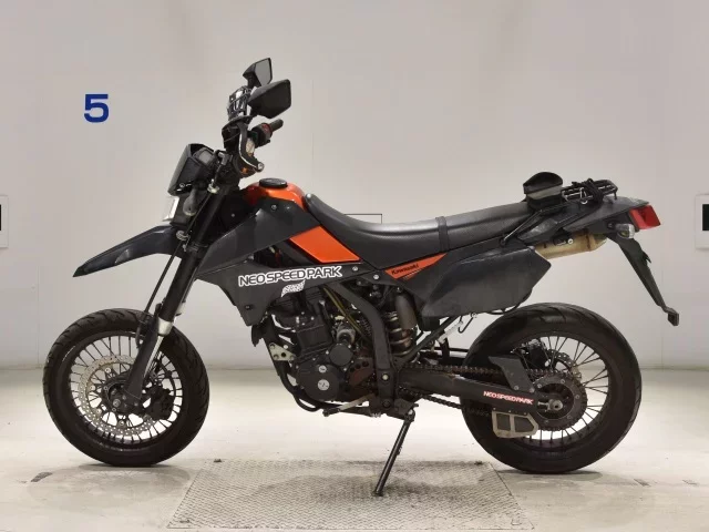 Kawasaki D-TRACKERX
