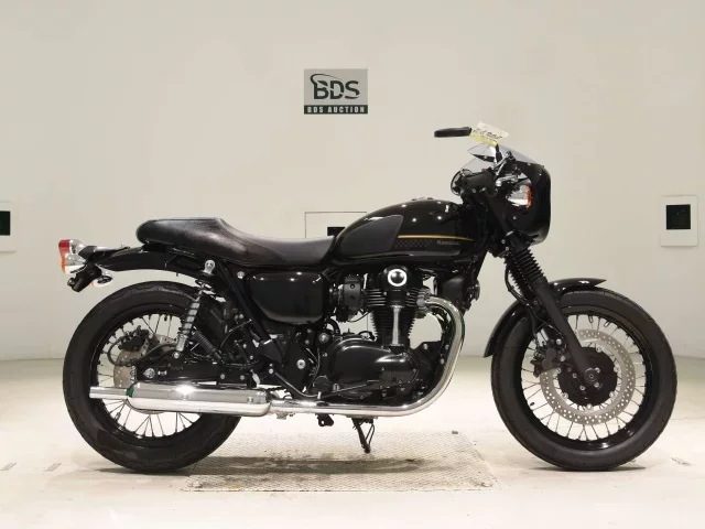 Kawasaki W800-2KAFE лот № 2967 оценка 6  с аукциона в Японии