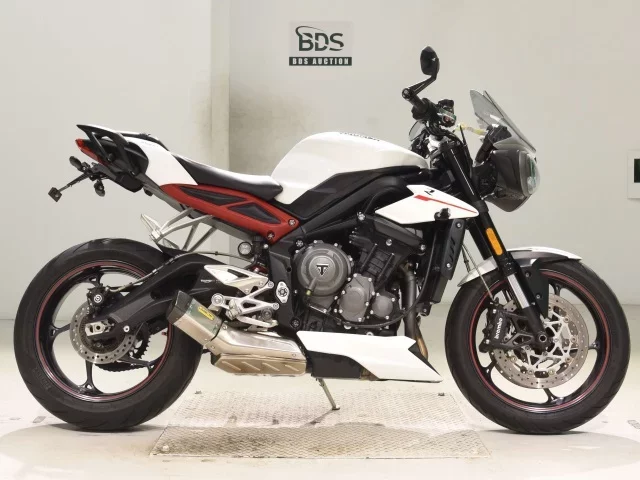 Triumph  STREET TRIPLE R лот № 5360 оценка 5  с аукциона в Японии