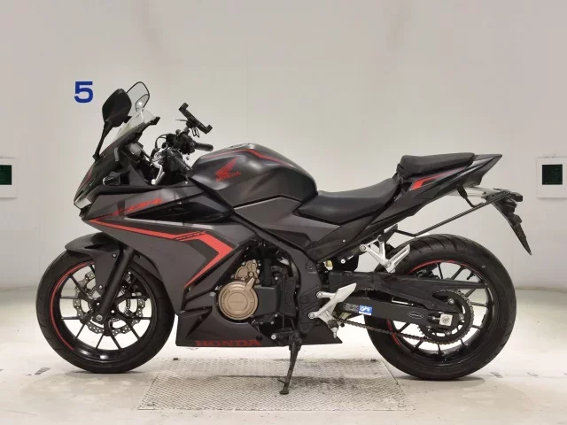 Honda CBR400R-2