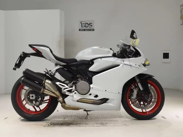 Ducati  959PANIGA-RE лот № 0136 оценка 5  с аукциона в Японии