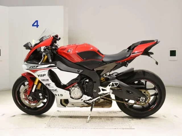 Yamaha YZF-R1
