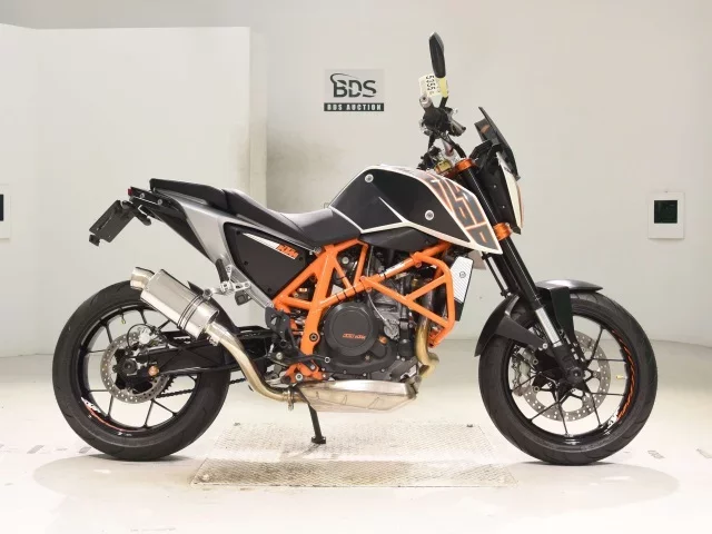 KTM  690 DUKE лот № 5355 оценка 5  с аукциона в Японии