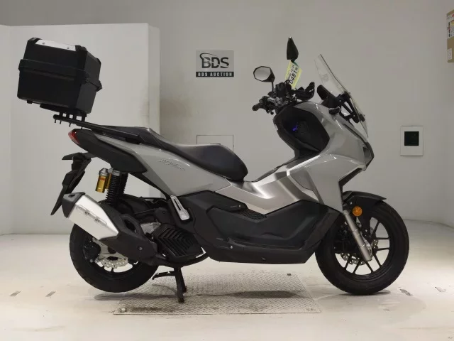 Honda ADV160