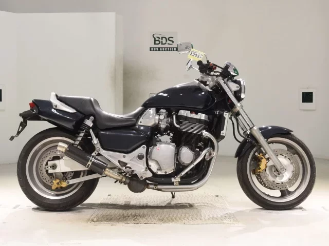 Honda X4 лот № 5203 оценка 4  с аукциона в Японии