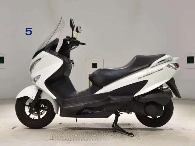 Suzuki BURGMAN200