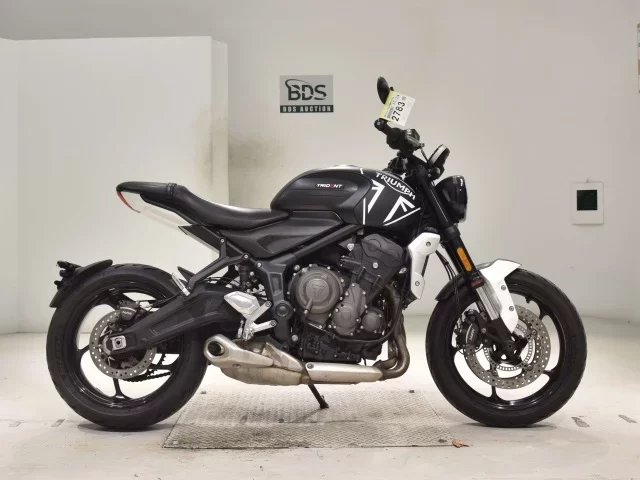 Triumph  TRIDENT 660 лот № 2783 оценка 5  с аукциона в Японии