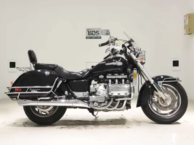 Honda VALKYRIE лот № 7911 оценка 4  с аукциона в Японии