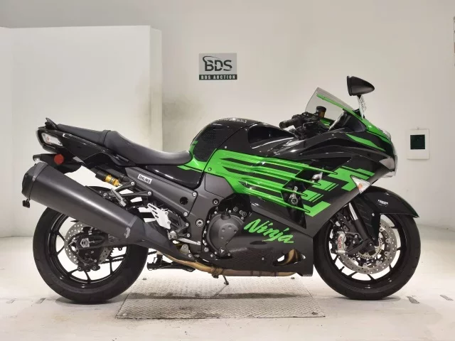 Kawasaki ZX-14RA лот № 2703 оценка 5  с аукциона в Японии