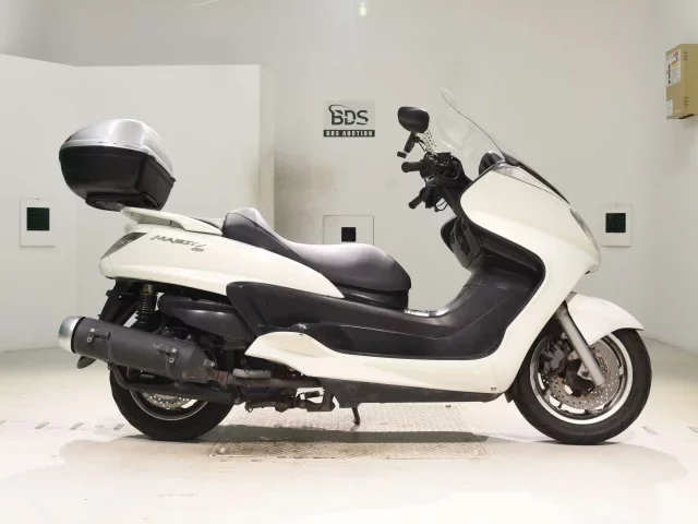 Yamaha MAJESTY 400 лот № 0460 оценка 4  с аукциона в Японии